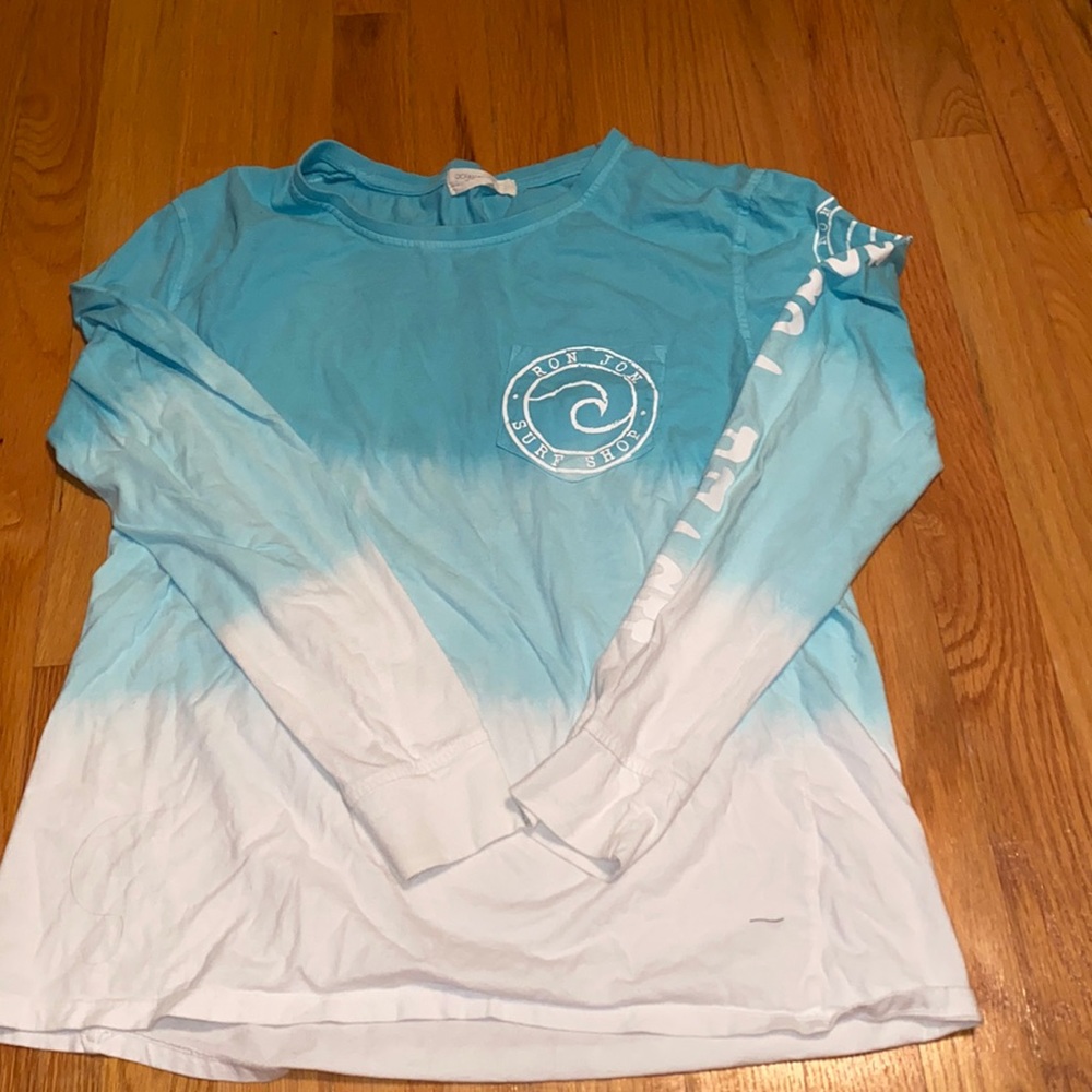 Long sleeved tshirt